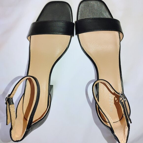 Madden Girl Women’s Block Heeled Sandal, Size 9 - Picture 1 of 4